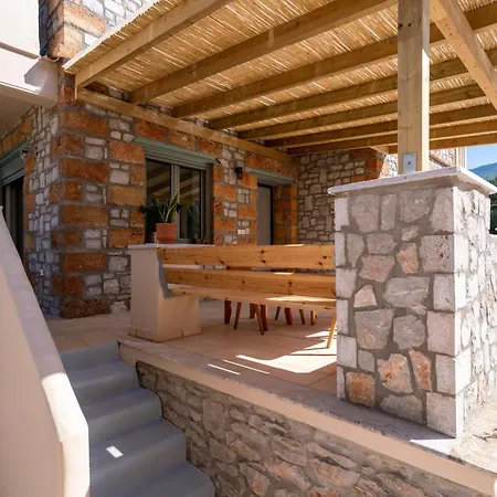 Metea Villa Poulithra