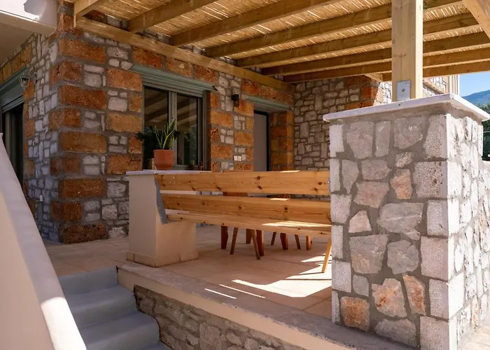 Stone House Nanita וילה Poúlithra